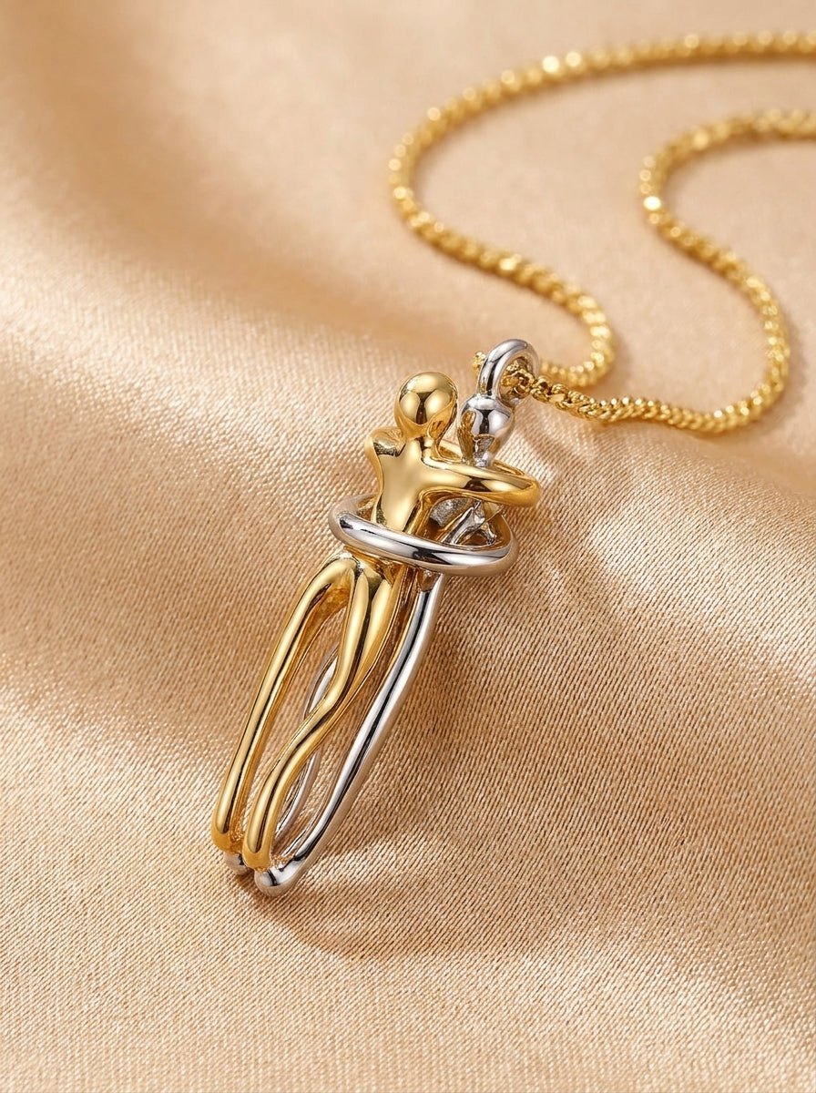 Always Close 925 sterling silver hug pendant detail