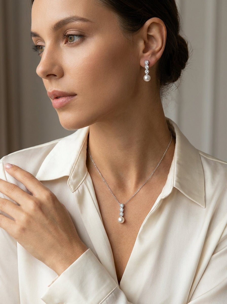 Delicate Leaf Pearl Earrings — Plated - Myglova