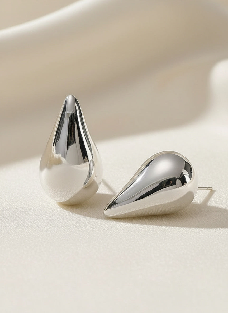 Aerial Hollow Drop Earrings