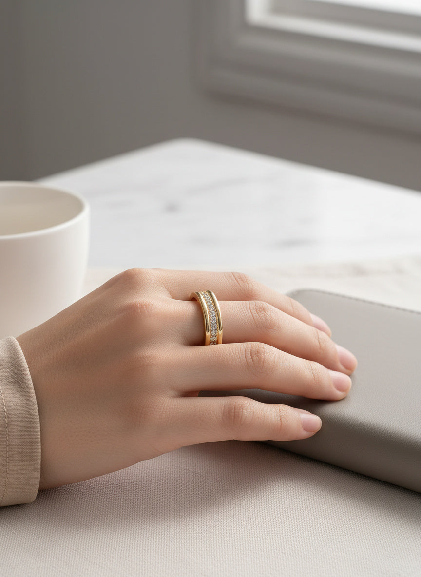 Lumière Line Zircon Ring