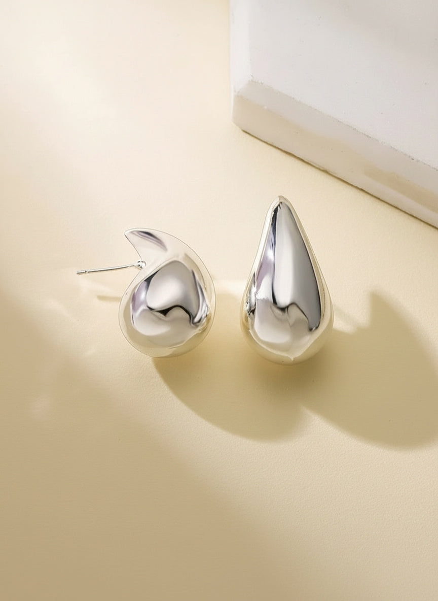 Aerial Hollow Drop Earrings