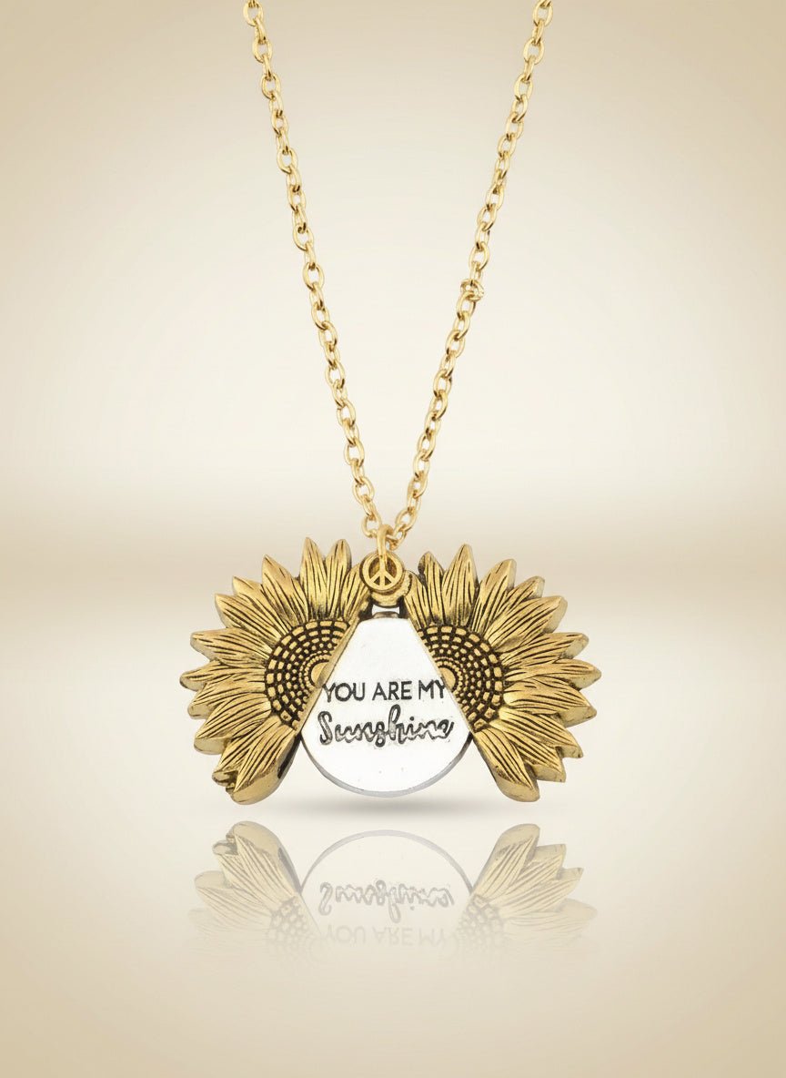 Solenne Sunflower Pendant Necklace - Myglova